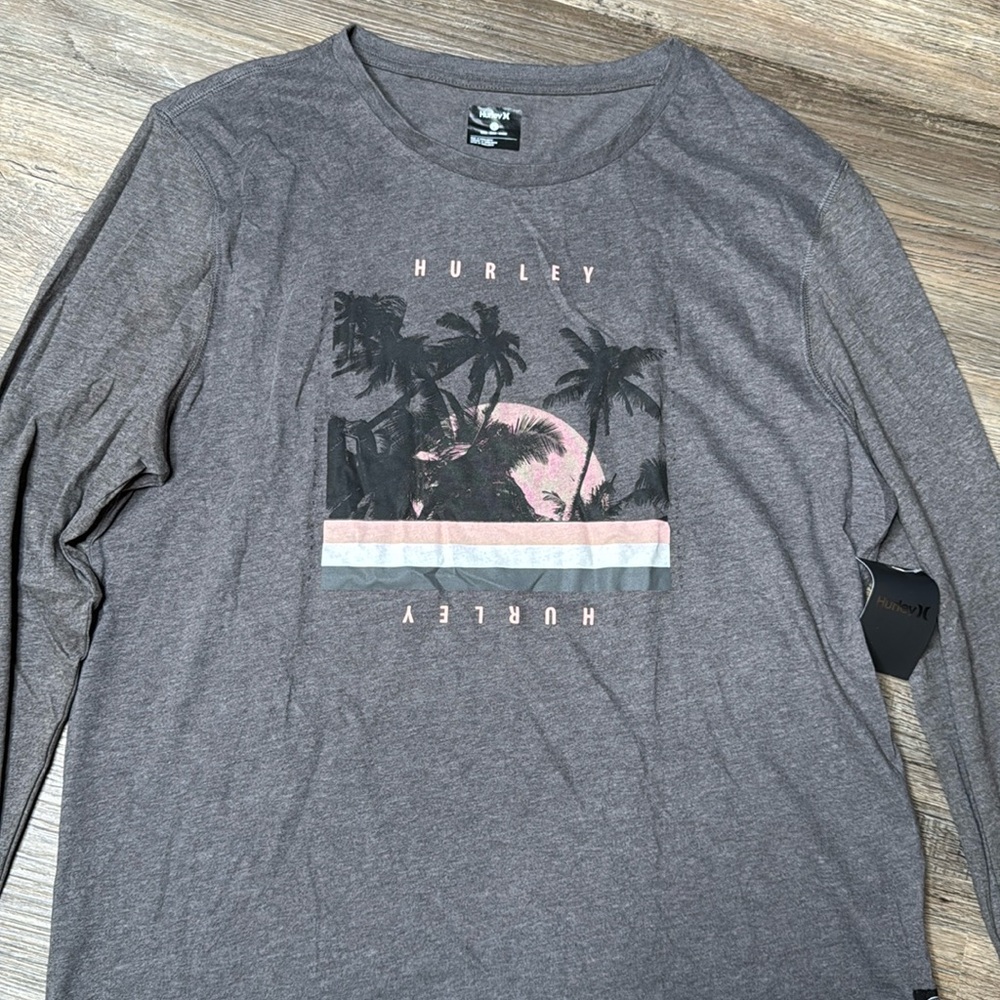 HURLEY | NWT Men's Long Sleeve Graphic Tee size large - Picture 2 of 5